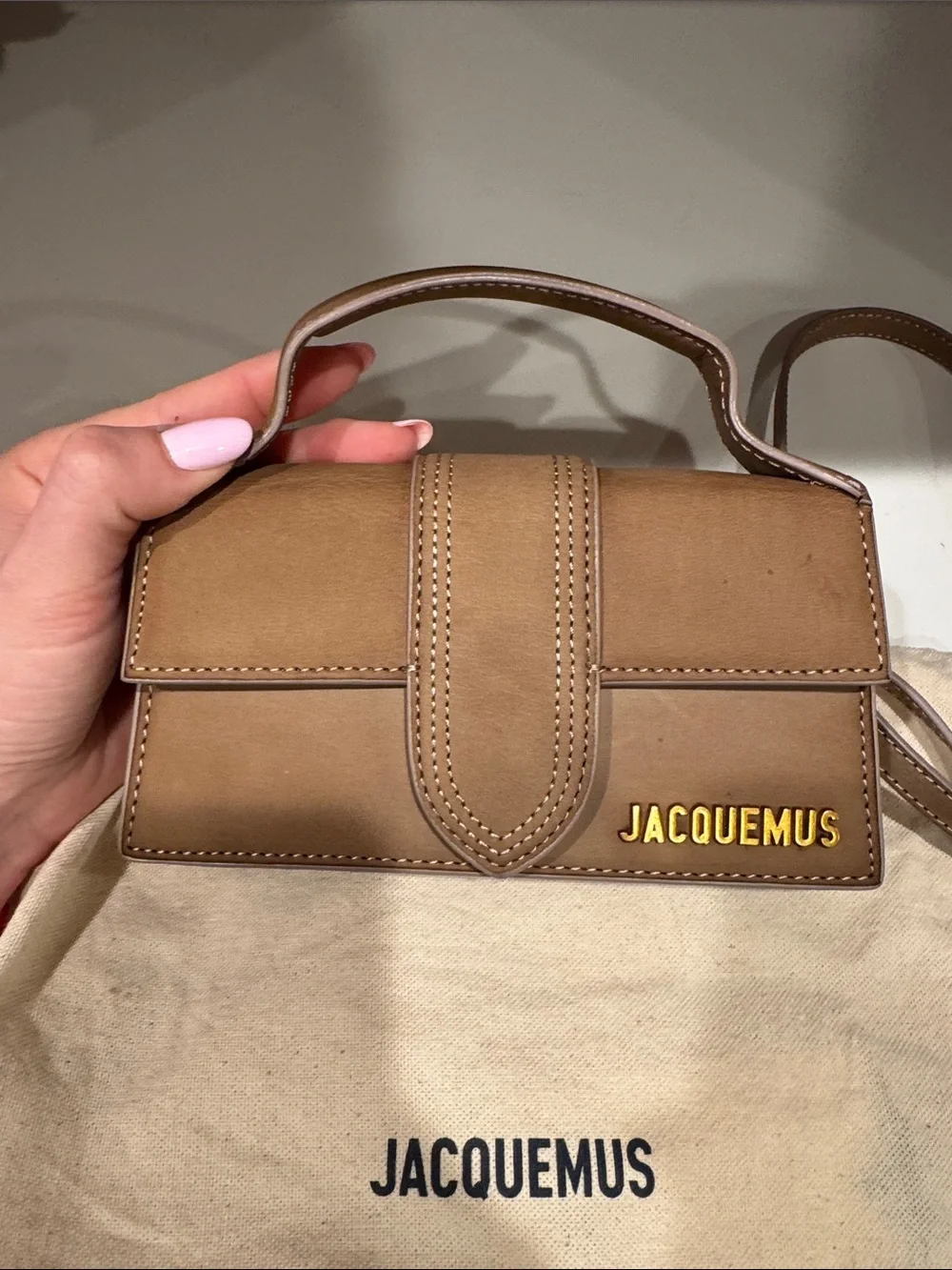 Jacquemus le bambino Mini Top-Handle Crossbody bag - Picture 2 of 10